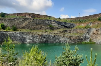 Földtani örökségvédelem és a vulkanológiai vizsgálatok Persányi-hegységben - Soós Ildikó